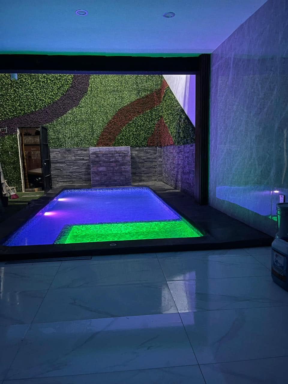 Alberca Climatizada e Iluminada